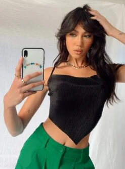 Princess Polly Julia Plisse Top Black 11 Princess Polly Julia Plisse Top Black -Princess Polly Shop 5 modelinfo josephine us2 6bf950aa fe7c 4ed6 a31a fede7438f58e