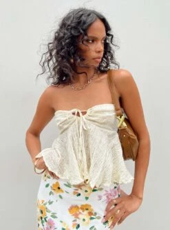 Princess Polly Long Summer Nights Top Ivory -Princess Polly Shop 5 modelinfo kristen us2 33de04a0 c4d1 4659 8fe0 1c35b42e8e40