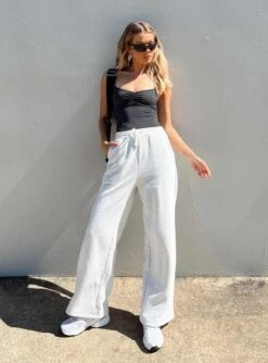 Linden Bodysuit Slate -Princess Polly Shop 6 modelinfo emma us2 e4e8325c 2cfb 4117 84a9 bdfc0f9ce05e