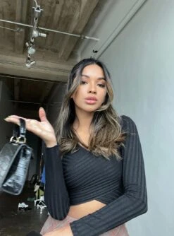 Princess Polly Abigal Top 13 Princess Polly Abigal Top -Princess Polly Shop ABIGAL TOP 67d2effd ec9e 4764 9e87 b7dbfc121874